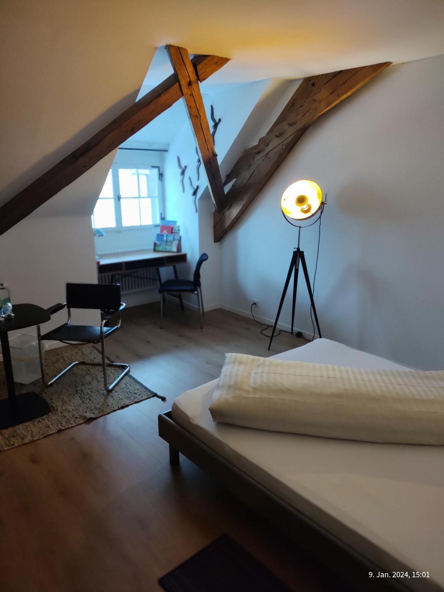 Gasthaus "Hotel Hirschen" Beromünster Extérieur photo