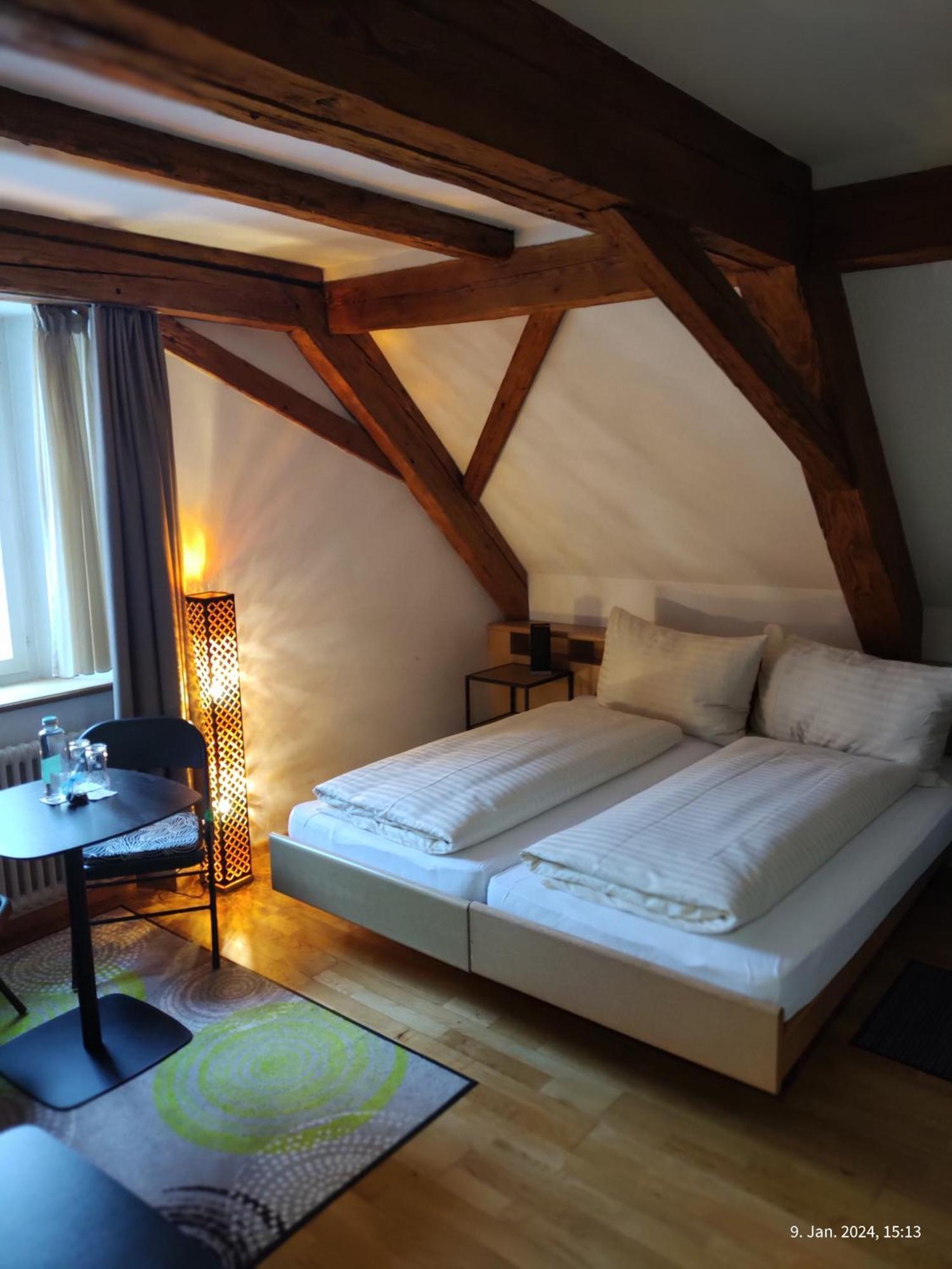 Gasthaus "Hotel Hirschen" Beromünster Extérieur photo