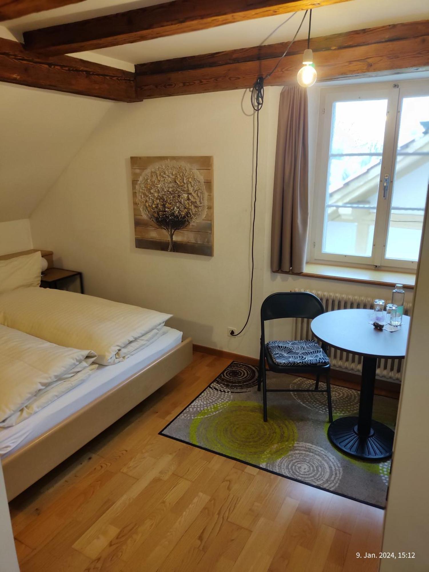 Gasthaus "Hotel Hirschen" Beromünster Extérieur photo